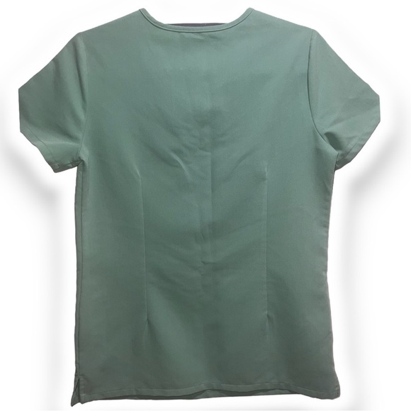Figs Women’s Scrub Top (XXS) - Picture 2 of 4